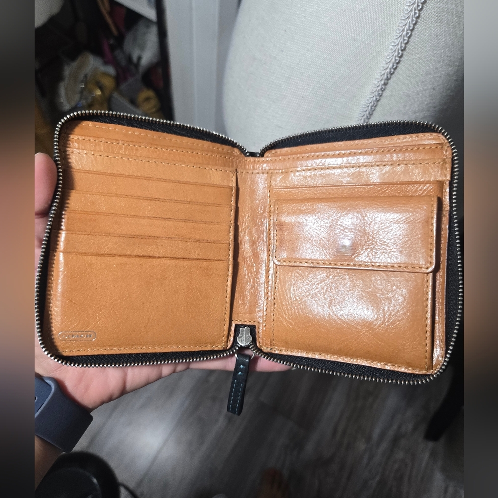 Coach Black Leather Small Wallet with Teal Stitching - Picture 11 of 13